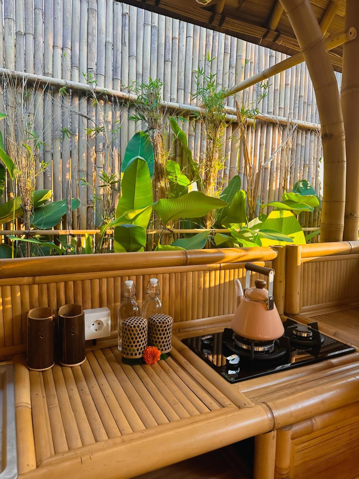 Вилла Wahem Eco Bamboo - Magical Bamboo House Убуд Экстерьер фото